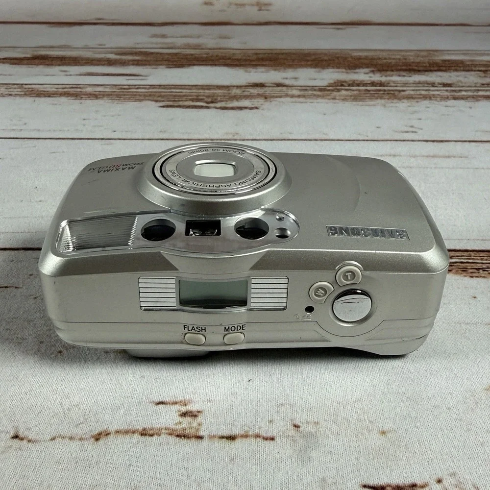 SAMSUNG Maxima Zoom 80 GLM 35mm Camera with Date Imprint Used